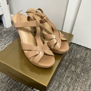 Thalia Sodi Beige Nude Platform Sandals